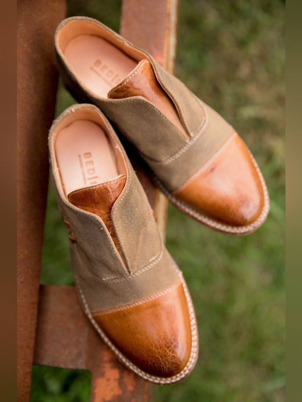 NIB BED|STU Rose Cobbler Series In Rustic Tan Mason Oxford Slip On Loafer Size 9